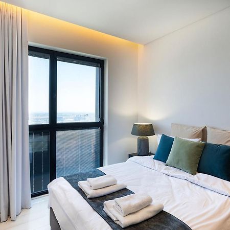 Yalarent Sea-Breeze Penthouse With Jacuzzi Apartment Bat Yam Exterior photo