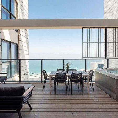 Yalarent Sea-Breeze Penthouse With Jacuzzi Apartment Bat Yam Exterior photo