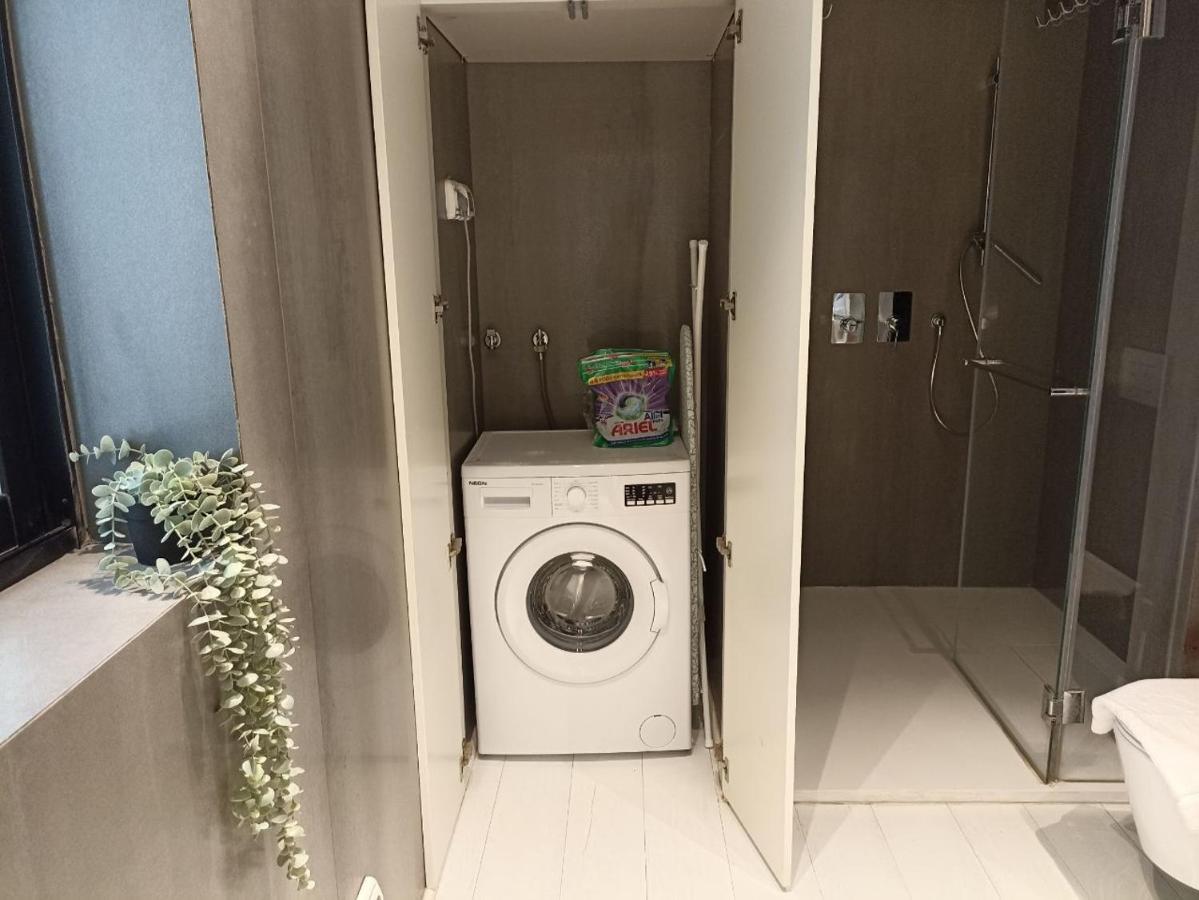 Yalarent Sea-Breeze Penthouse With Jacuzzi Apartment Bat Yam Exterior photo