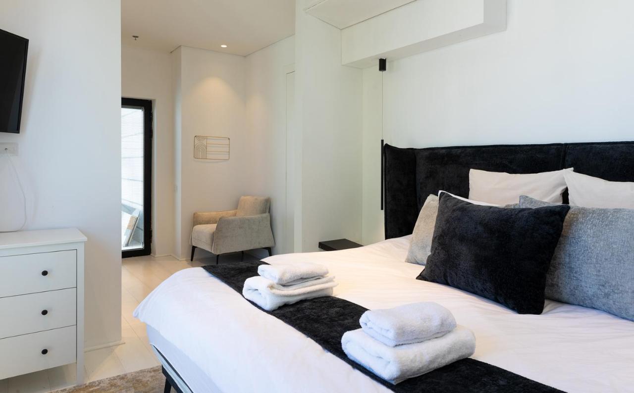 Yalarent Sea-Breeze Penthouse With Jacuzzi Apartment Bat Yam Exterior photo