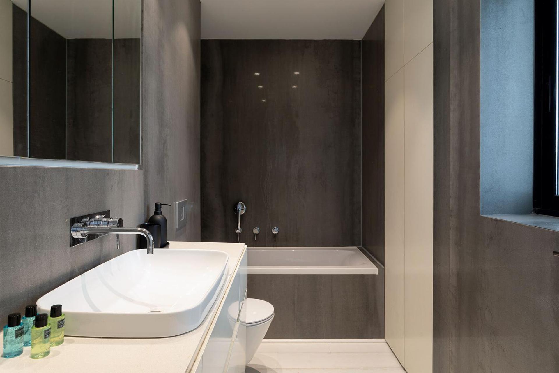 Yalarent Sea-Breeze Penthouse With Jacuzzi Apartment Bat Yam Exterior photo